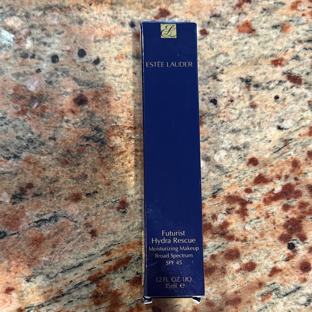 Estee Lauder Futurist Hydra Rescue Foundation - Blue Box